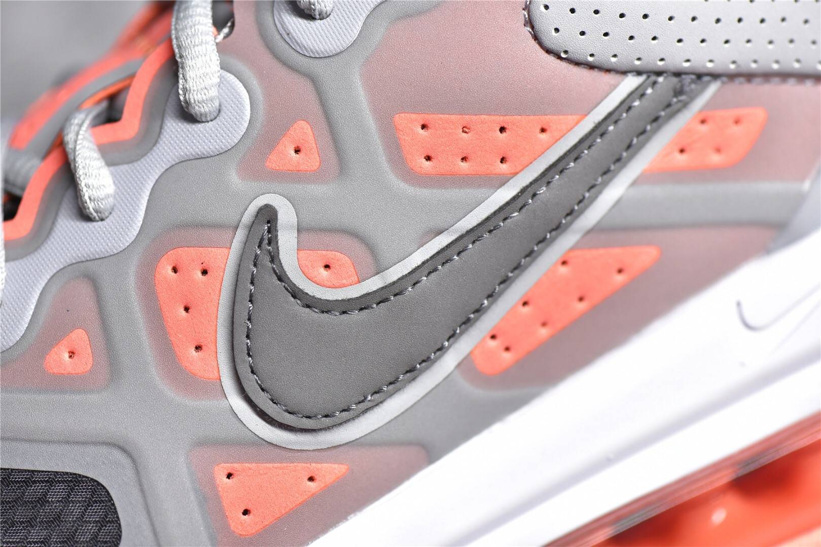耐克 灰橙全掌气垫 nike air max genome 跑鞋评测