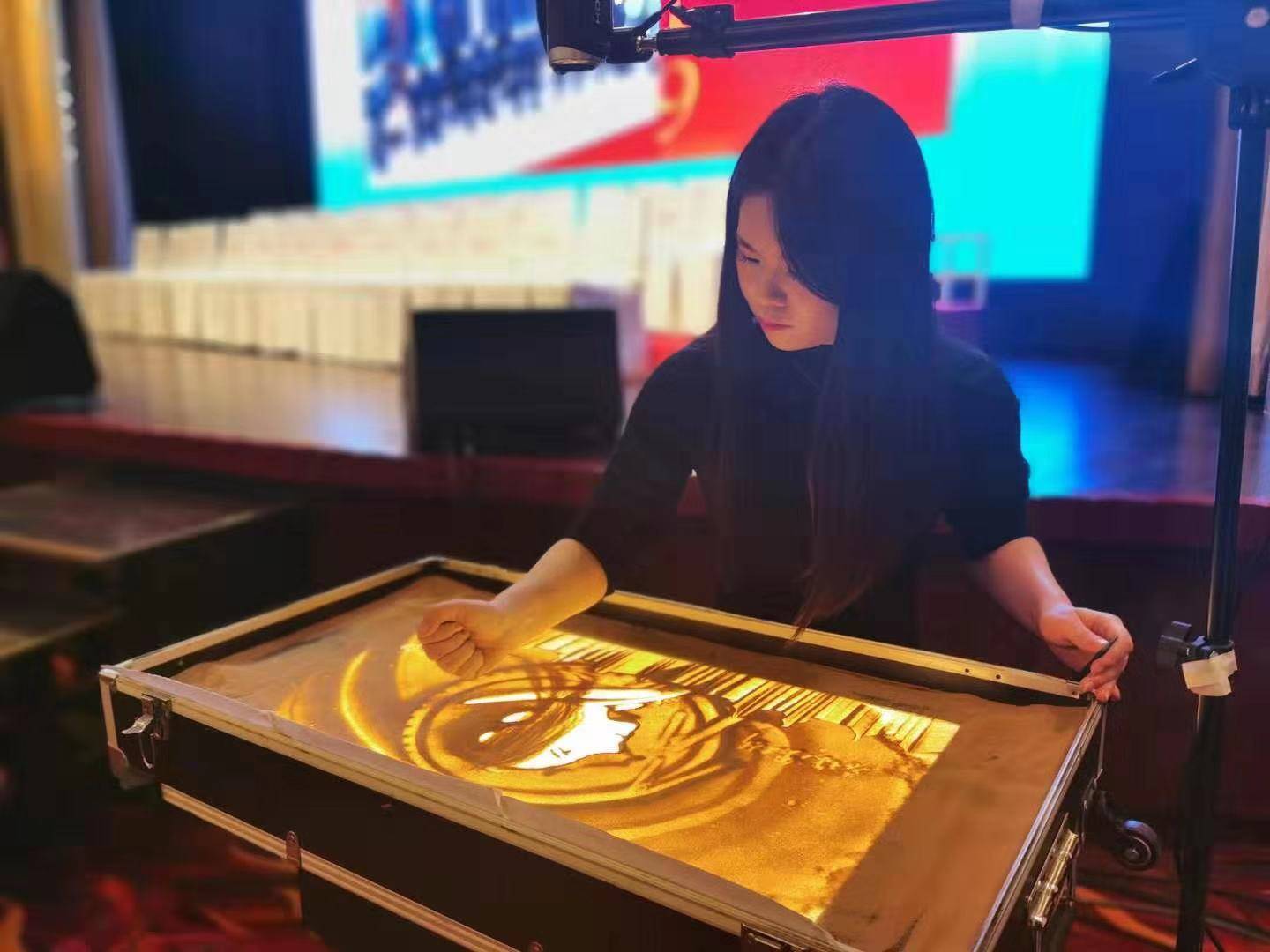 馨壹沙画线上教学免费学沙画技巧沙画师是选择副业不二选择.