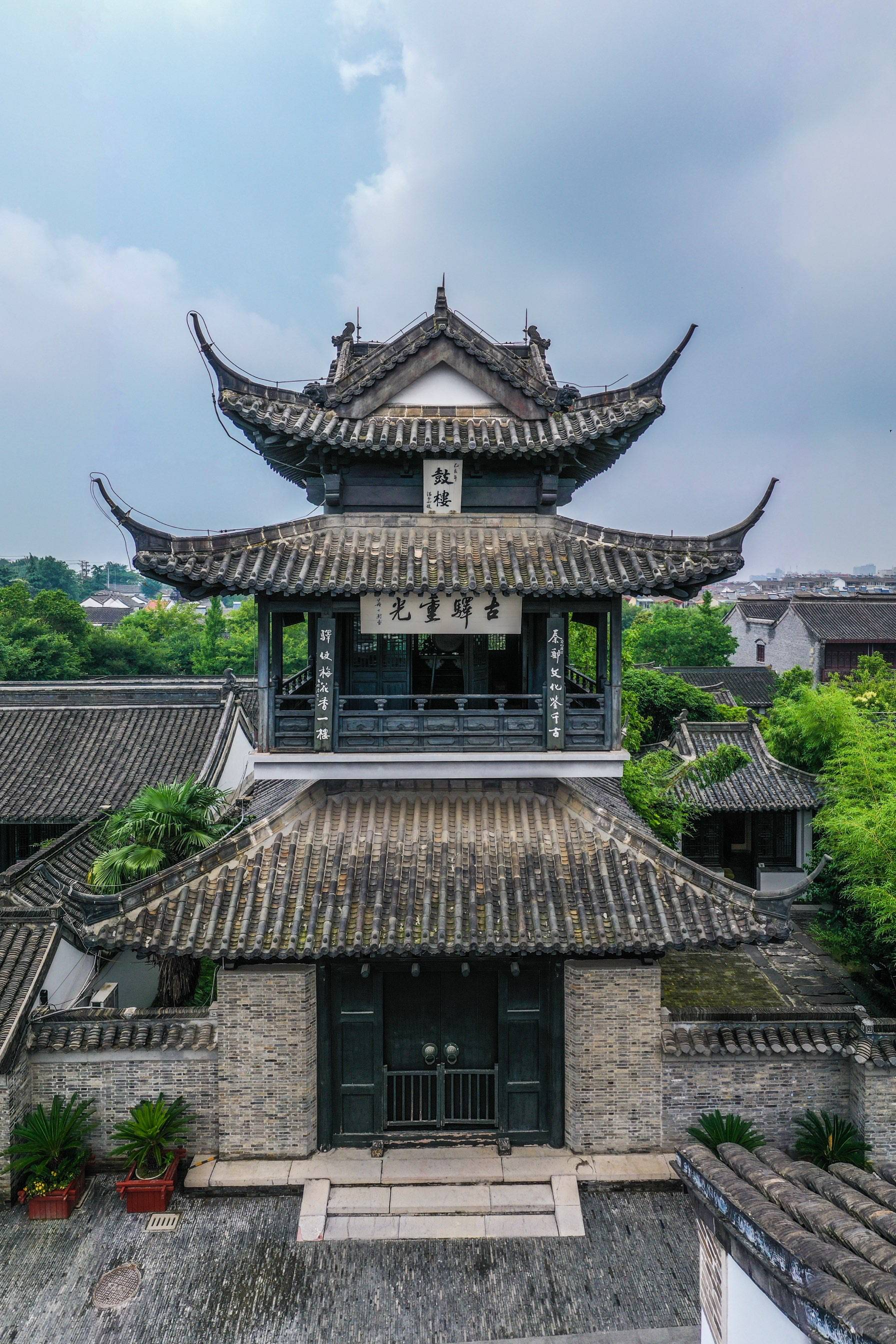 运河东岸,古城高邮西南,有一个全国规模最大,保存得最为完好的古驿站.