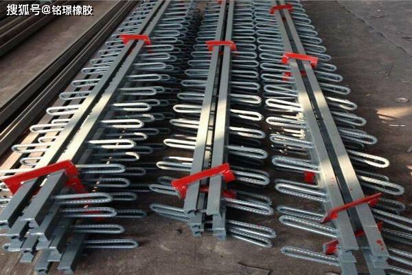 桥梁伸缩缝分类介绍