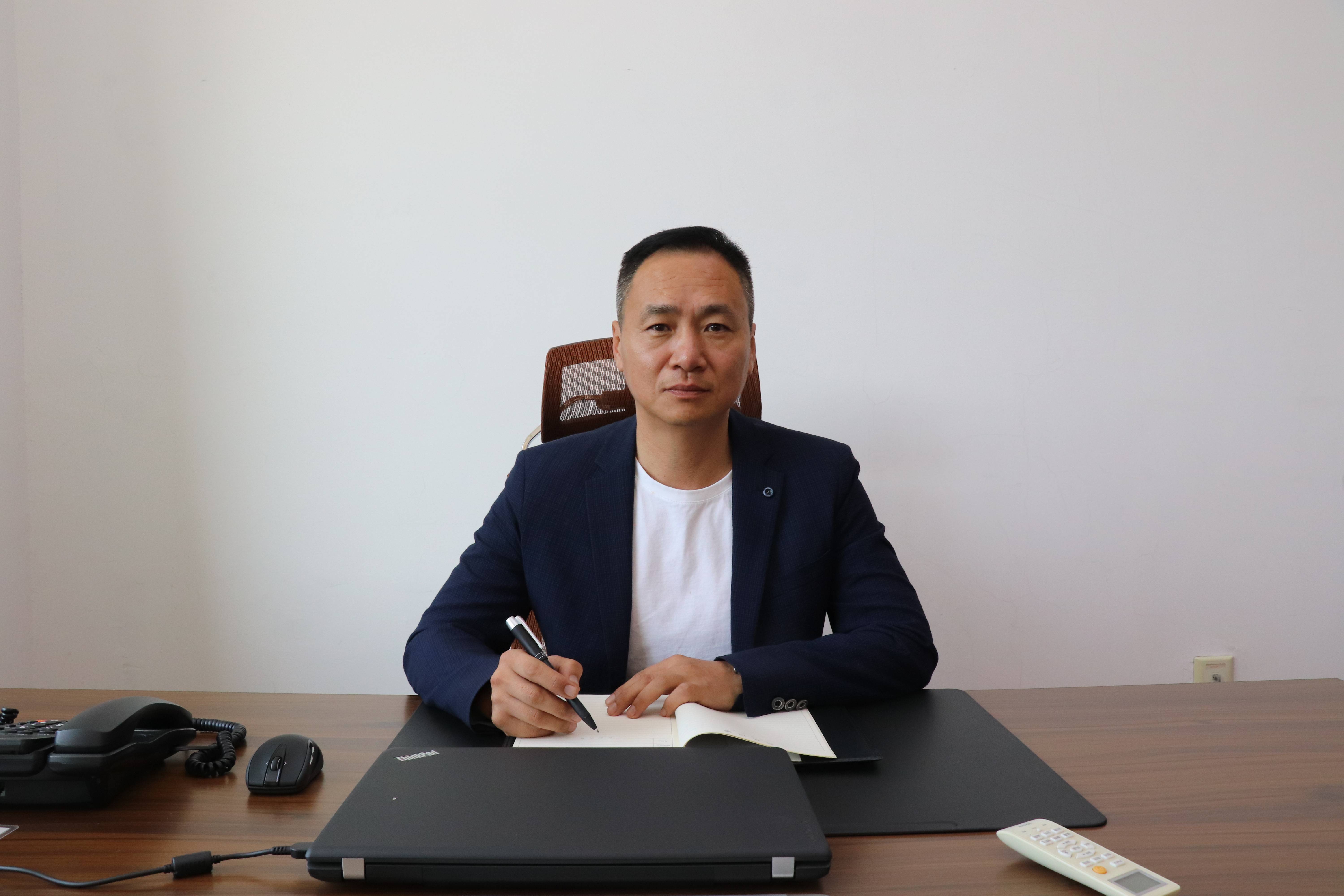 中国工农红军哈尔滨杨靖宇红军小学执行校长闫春晖