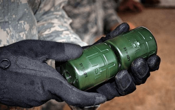 美军新型sohg(scalable offensive hand grenade)进攻性手雷,这种