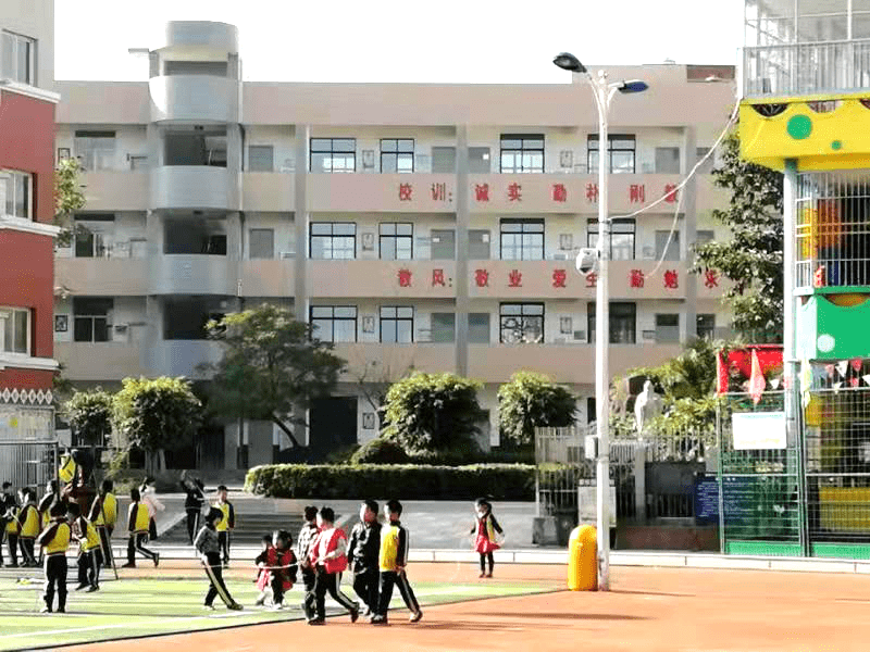 中国南安市莲塘小学百年校庆感言