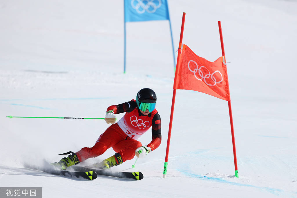 北京时间2022年2月7日,刚刚完成的高山滑雪女子大回转比赛中,中国