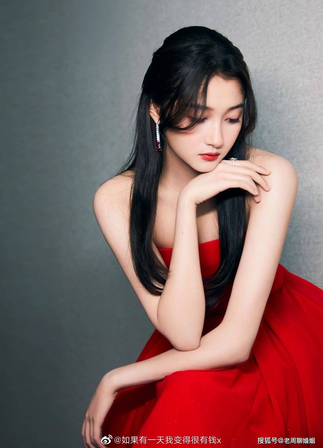 关晓彤:还是年轻又颜值-沐风文化