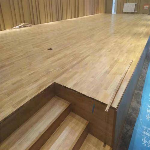 体育馆运动木地板是怎样铺装的？运动木地板施工流程？|浩林体育