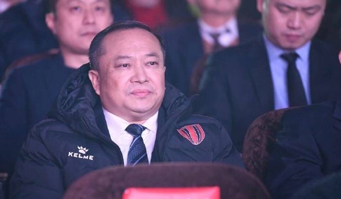 官方:成都蓉城董事长李鸣琴涉嫌严重违纪违法被查