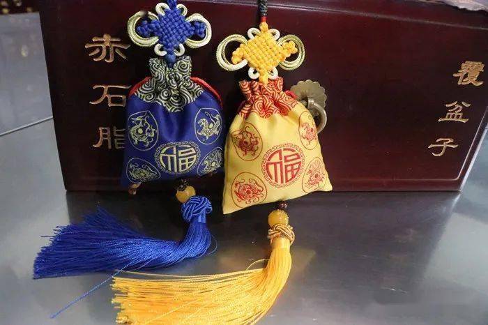 中医香囊宣传视频 b00928ddd1e34694b7e3dc3899d6ce40.jpeg