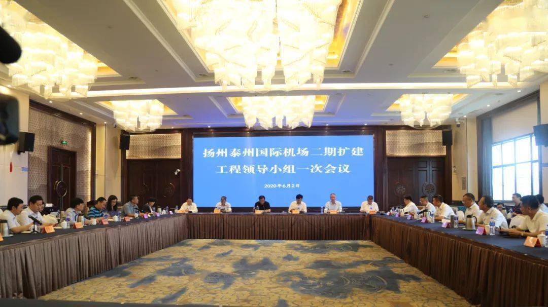 泰扬GDP_中国gdp增长图(2)