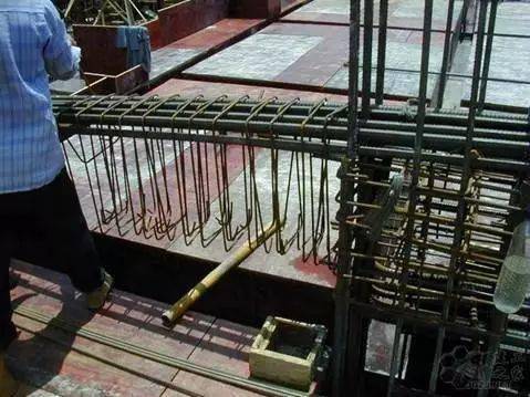 史上最全钢筋知识:快速识别负弯矩筋、贯通筋、拉结筋、分布筋、受力筋的区分