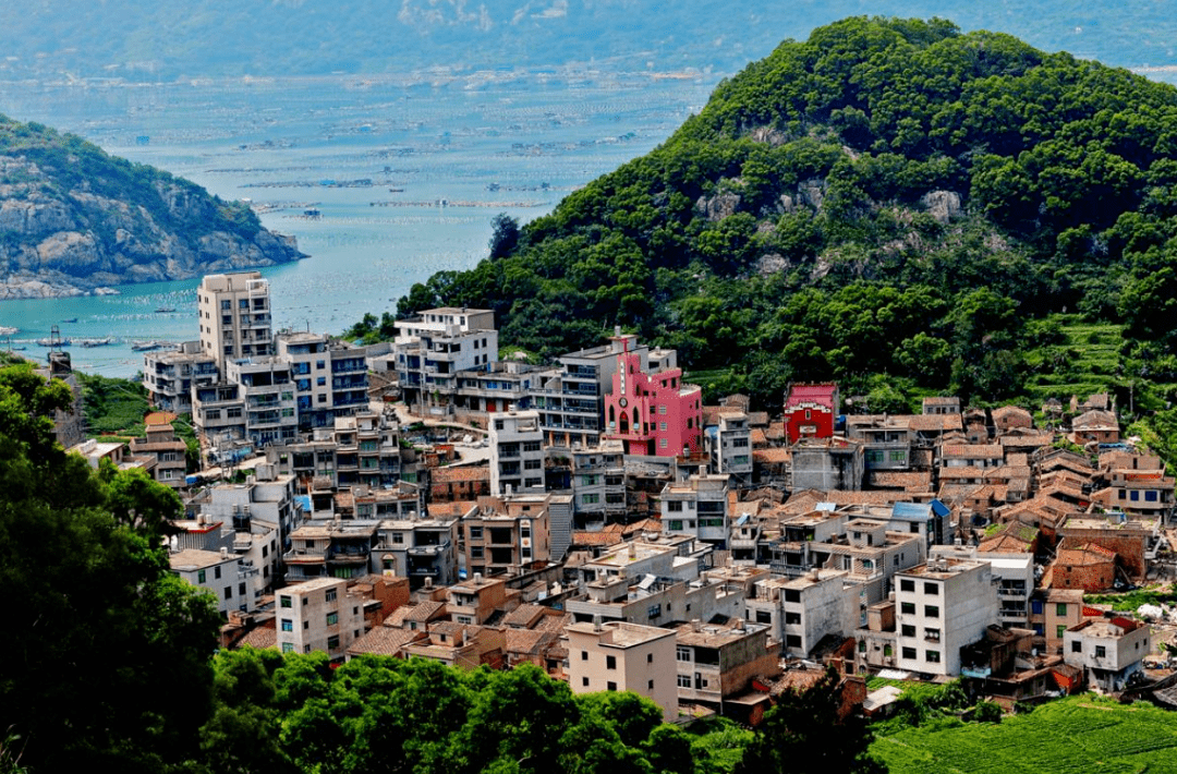 纯玩福建巴厘岛连江奇达村渔夫岛大姆山草场弥勒岩五星首邑温泉度假