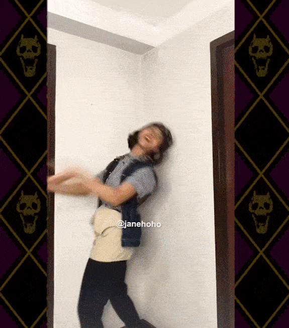 沙雕美少女cos史上最骚神作 网友:奇怪姿势又增加了