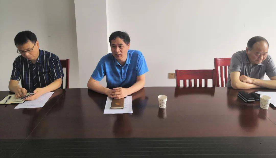 南平市政协主席黄健平带队深入霞抱村调研指导软弱涣散基层党组织整顿