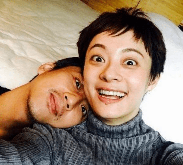 原创孙俪发长文表白邓超，因为爱邓超一直在改变，感慨：时间飞快，爱是永恒