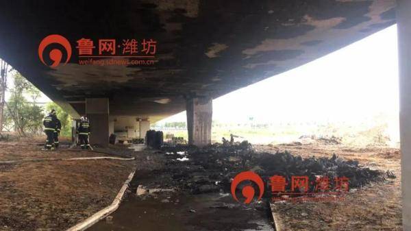 潍坊|潍坊北站突发大火，现场浓烟滚滚