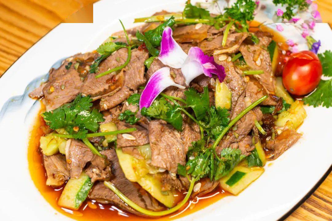 『 香菜拌牛肉 』