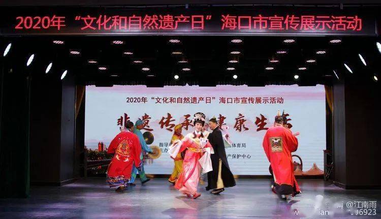 亲子共读乐无边——家庭阅读氛围新探索