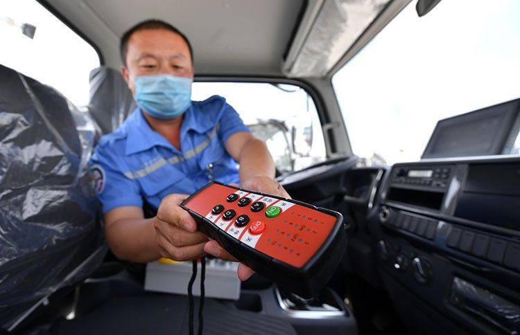 空气|投资7400多万 百台纯电动抑尘车房山上岗