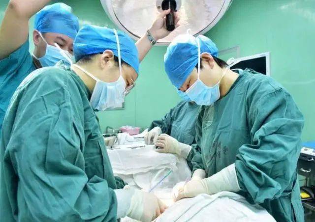 大意|对胎宝宝健康很重要，孕妈别大意孕晚期洗澡的“两方法四注意”