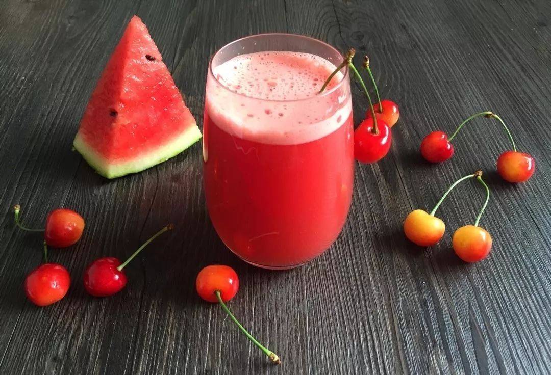 西瓜怎么做果汁 38157f3456134e99901e69f8febdc8f3.jpeg