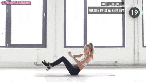 momo的名品腹肌养成法 金希澈怎么还学不会