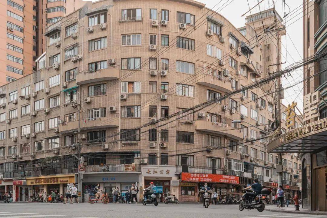 登公寓"的ta最后停留落脚的地方是张爱玲在告别家乡故土前黄河路65号