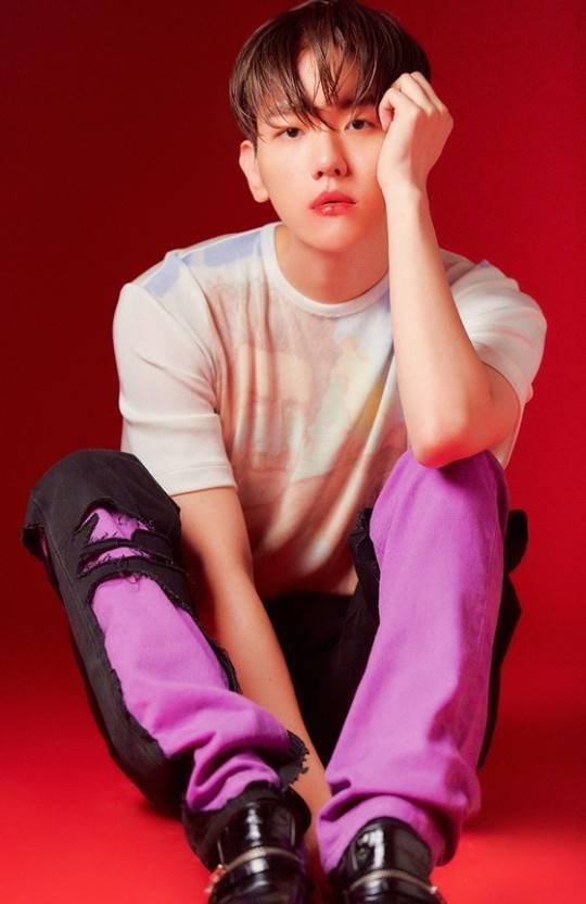 [星闻]"one top solo"exo伯贤迷你2辑摘得"united world chart"一位!