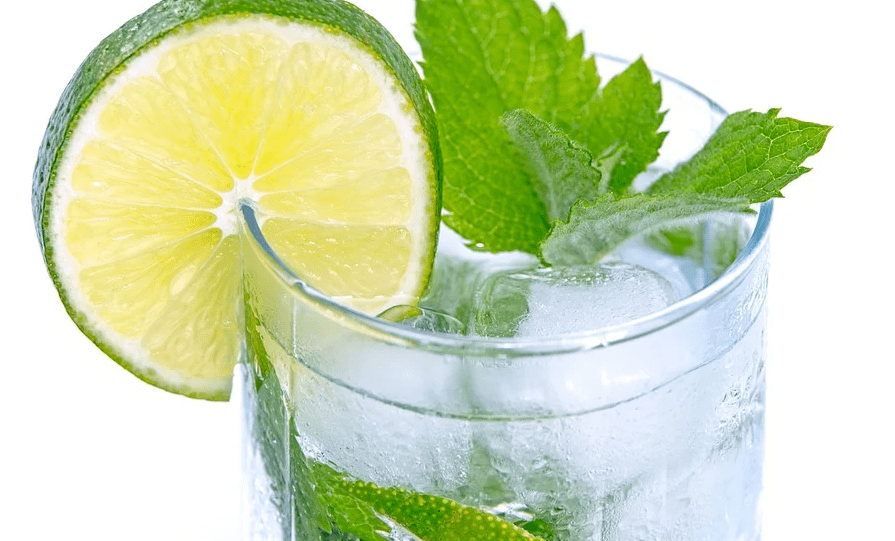 健康养生知识分享夏天 cec0fdd4242542deb704ee6b6445a007.png