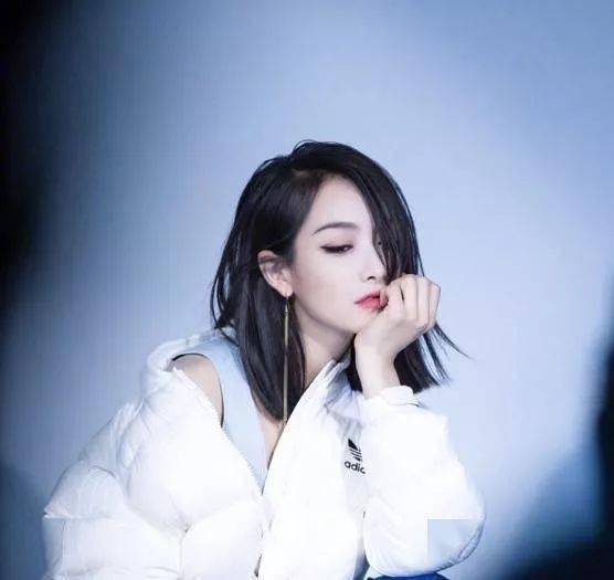 什么样的女人有气质有气场 9ba2ff572c674a6fb30c36fdcd489a82.jpeg