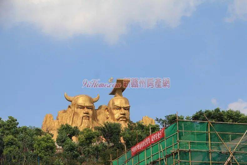2020预计赣州经济总量_赣州经济开发区黎俊(2)
