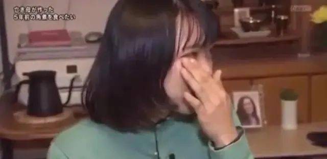 炖肉|女儿把她做的最后一道菜冻进冰箱五年。如今她重温了这个味道母亲突然去世
