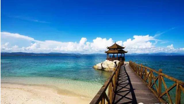 2020想去海南旅游的景点:蜈支洲岛,三亚宋城,亚龙湾,南山