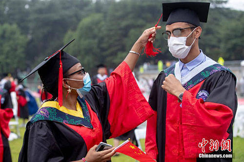 衣冠|武汉大学举行毕业典礼