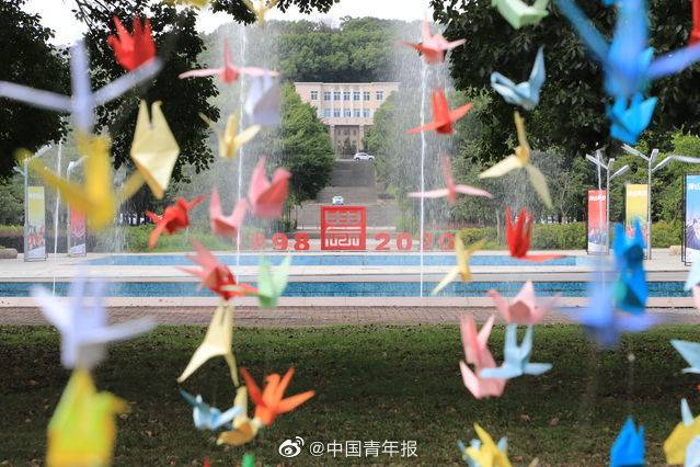 矩阵|华中农大万枚纸鹤矩阵祝福毕业生