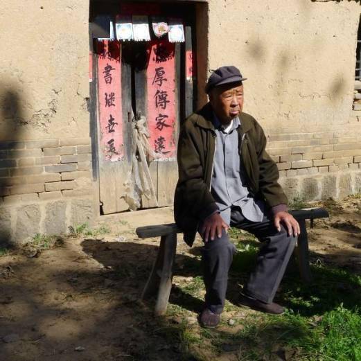 感言:父亲伤感的,是我们的离开;是与我们小时候一起的时光,只剩下回忆