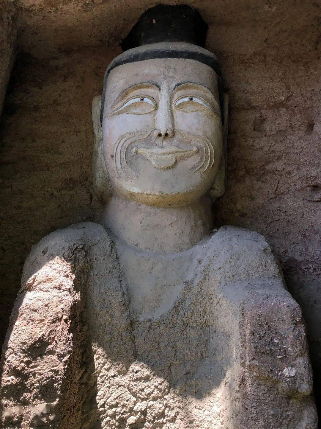 有网友指出  据了解,  法镜寺石窟  1978年被公布为县级文物保护单位