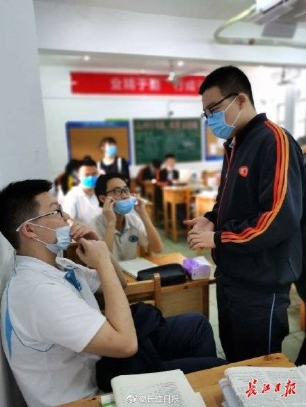 高考|师生以校为家为梦而搏高考追梦人：端午小长假