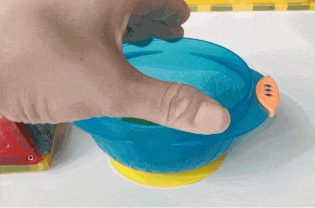 杀手|却3人溺亡……这些“隐形杀手”，必须警惕！俩家长救孩子