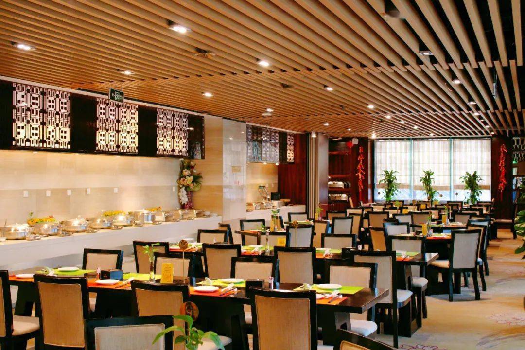 88元抢购原价108元「福州大饭店」一大一小自助餐,海鲜烧烤全都有,快
