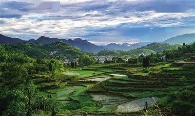 上 诗驻岭头"首届永嘉云岭温泉文化旅游节启动仪式在永嘉县云岭乡举行