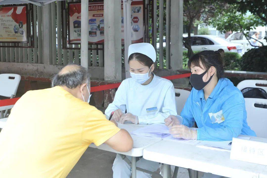 郑州肺癌公益筛查（郑州站）启动——150名市民在郑州市三院接受免费检查