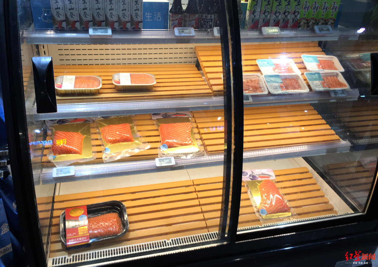 商家|成都三文鱼“解冻”了吗？青石桥仍无踪影，部分商超已上架
