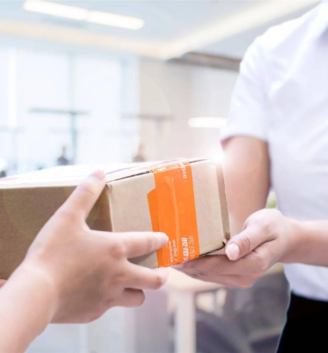 “寄了中通一箱瓜,臭了一整间公司!”以后在