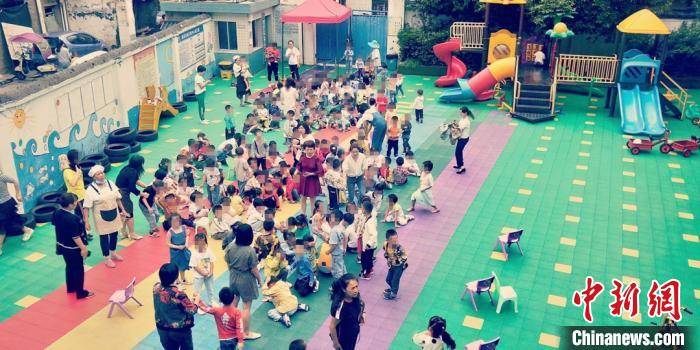 17秒！地震时幼儿园老师带着176名孩子急速撤离