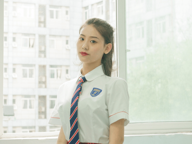 唱歌 英语口语个性签名:天再高又怎样,踮起脚尖就更接近阳光个人描述