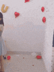 爆笑GIF:家里有这么个能干的媳妇,还用担心一亩三分地吗?