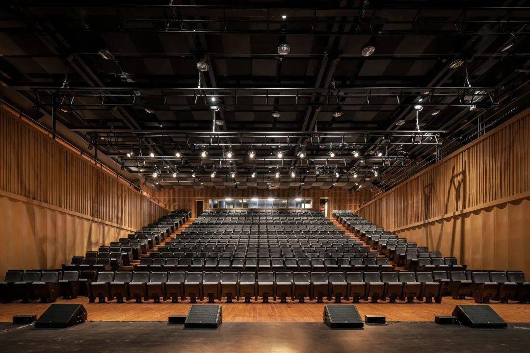四川大剧院从建筑文化理念到剧院整体设计