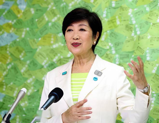 以绝对优势连任东京都知事,小池百合子第二任期面临多重考验