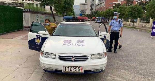 首日|护航高考！高考首日，全国交警开启“宅急送”……