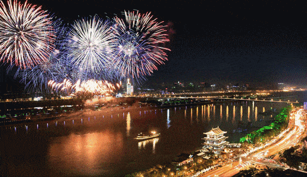 长沙|高考后最想去念大学的城市，长沙热评第一！原因是……